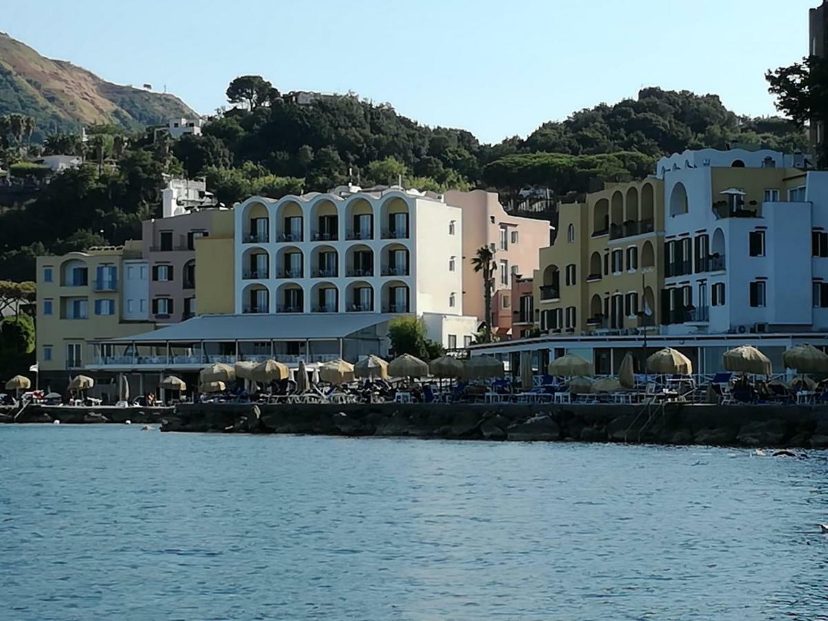Villetta Baia San Montano Lacco Ameno  Bagian luar foto
